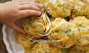 طريقة عمل بسكويت مالح بالجبن الشيدر