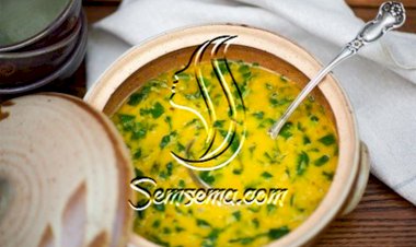طريقة شوربة السبانخ بالعدس المغذية
