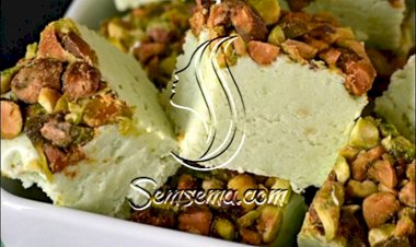 حلى بسيط بدون بسكوت و بدون فرن