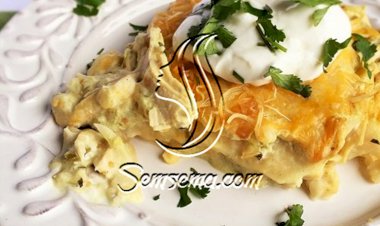 صينية دجاج بالخضار بالفرن والقشطه