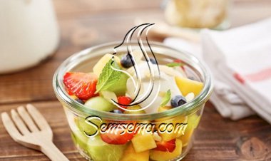 طريقة عمل سلطة الفواكه بالكريمة
