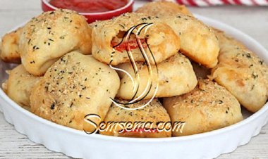 طريقة عمل فطائر البيتزا السريعة