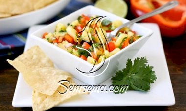 طريقة عمل سلطة الأناناس المالحة