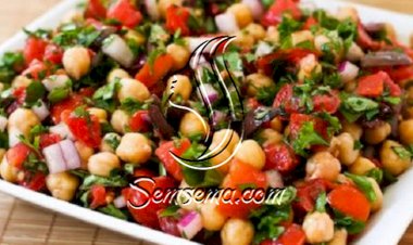 طريقة عمل فول مدمس بالحمص