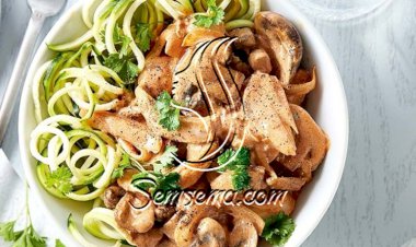 طريقة عمل دجاج ستروغونوف بالصلصة البيضاء