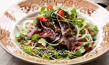 طريقة عمل سلطة جرجير باللحمة