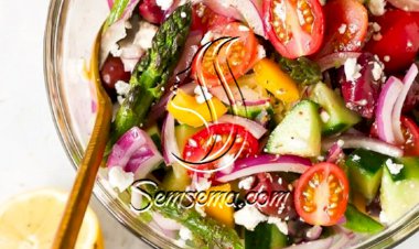 طريقة عمل سلطة الهليون بالخضار