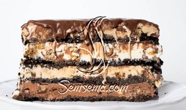 طريقة عمل كيك التوفي بالكريمة والبسكويت