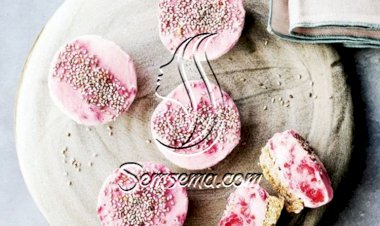 طريقة عمل ماربل كب كيك بالتوت