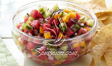 طريقة عمل سلطة بطيخ مالحة