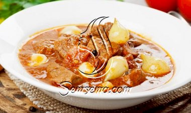 طريقة عمل طاجن اللحمة بالبصل والطماطم