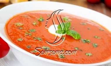 طريقة عمل شوربة الطماطم مع الريحان