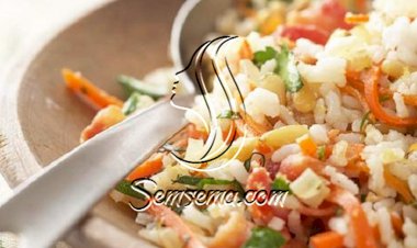 طريقة عمل رز بالخضار واللحمة المفرومة