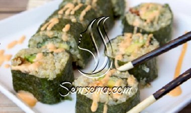 طريقة عمل السوشي بالافوكادو