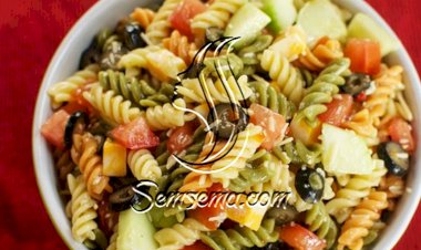 طريقة عمل سلطة المكرونة الملونة بالخضار
