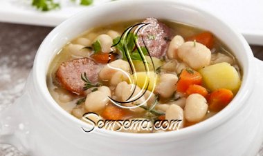 طريقة عمل الفاصوليا البيضاء بالسجق