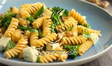 طريقة عمل سلطة المكرونه بالبروكلي