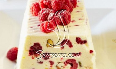 طريقة عمل سيمى فريدو ايس كريم ايطالي