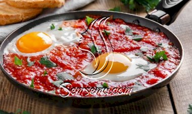 بيض بالطماطم على الطريقه التركيه