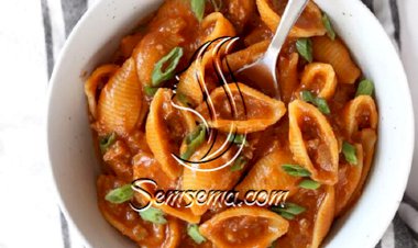 طريقة عمل باستا بالصلصة البيضاء والحمراء