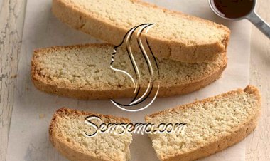 طريقة عمل البسكويت الايطالي الهش باللوز