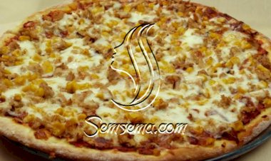 طريقة عمل بيتزا التونة بالصور