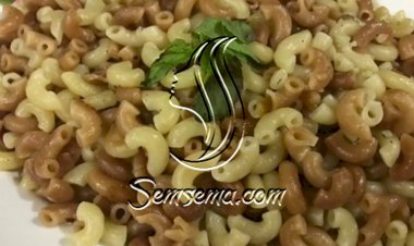 طريقة عمل مكرونة محمرة بالصلصة