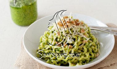 طريقة عمل باستا بصلصة البيستو