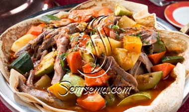 طريقة عمل الثريد باللحم الاماراتي