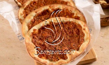 طريقة عمل اللحم بعجين بدبس الرمان