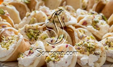 طريقة عمل عجينة القطايف بالسميد والطحين