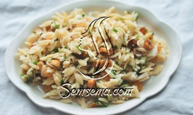 طريقة عمل لسان العصفور بالزبيب