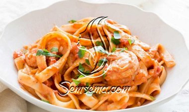 طريقة عمل مكرونة سى فود بالصوص الاحمر