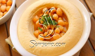 طريقة عمل الحمص المعلب بالطحينة