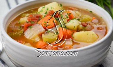 طريقة عمل شوربة الخضار بالكرفس