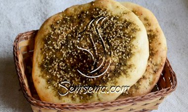 طريقة عمل خبيزات بالزعتر