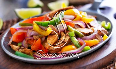 طريقة عمل صدور الدجاج بالخضار للرجيم