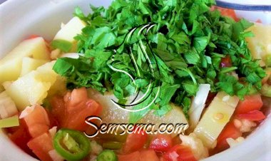 طريقة عمل سلطة البطاطس المسلوقة للرجيم