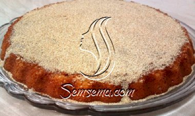 طريقة عمل كيكة الرمل بالسميد
