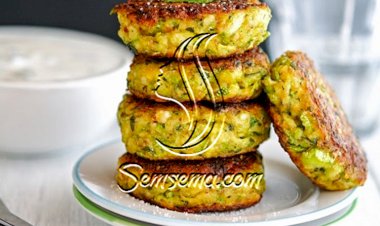 طريقة عمل عجة لب الكوسا والبطاطس