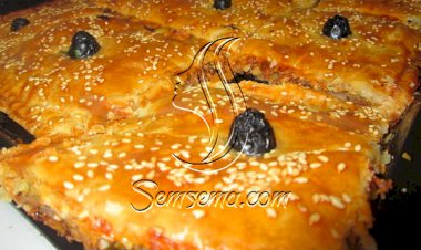 طريقة عمل اكلة الكوكا الجزائرية او البيتزا التقليدية