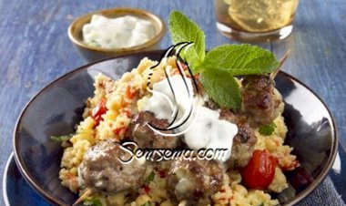 الكفتة والكسكس في طبق شهي