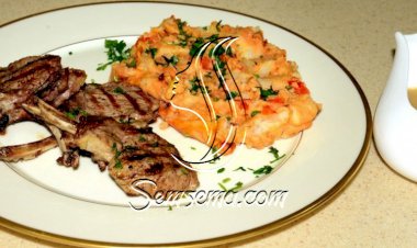 كستلاتة مع بطاطا بوريه