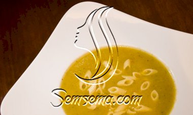 شوربة الخضر المطحونة مع المعكرونة