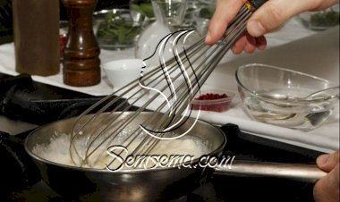 اللازانيا بالخضراوات المشوية والكركند