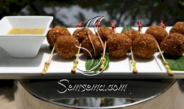 كرات دجاج وجبن القشقوان