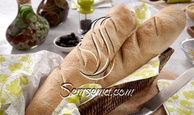 خبز الباغيت الفرنسي من مطبخ منال العالم