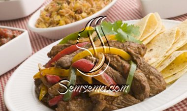 قدّمي فاهيتا اللحم مع صلصة السالسا