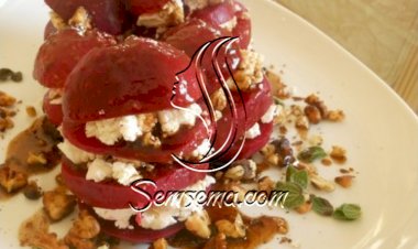 سلطة الشمندر بجبن الفيتا وصوص الخل البلسامي