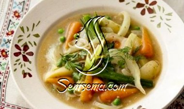 يخنة الخضر مع الخردل المغذّية